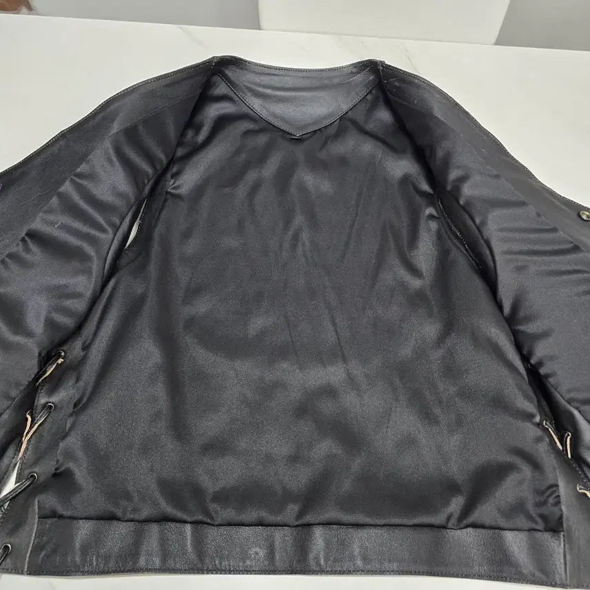 [BUNJANG] Biker Patch Leather Vest / 바이커 패치 가죽 조끼