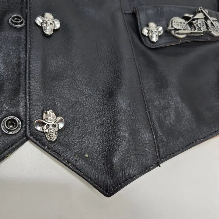 [BUNJANG] Biker Patch Leather Vest / 바이커 패치 가죽 조끼
