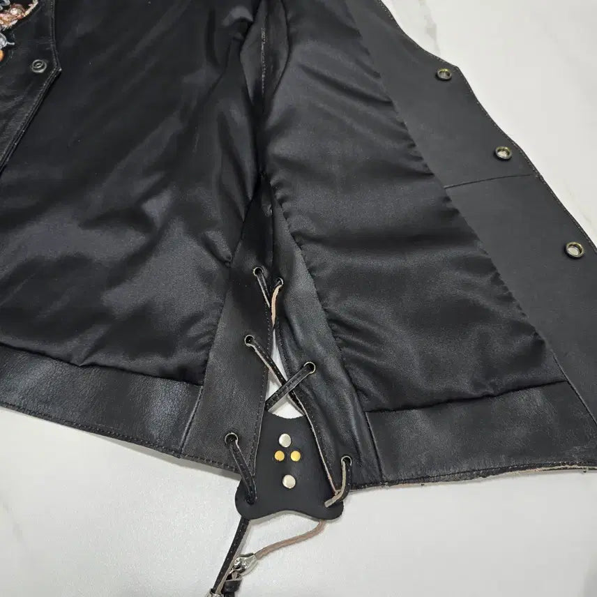 [BUNJANG] Biker Patch Leather Vest / 바이커 패치 가죽 조끼