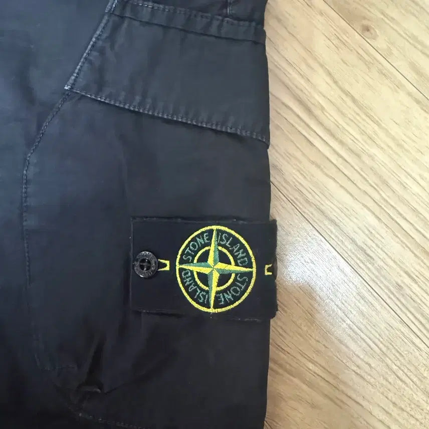 [BUNJANG] Stone Island Half Pants / 스톤아일랜드 하프팬츠