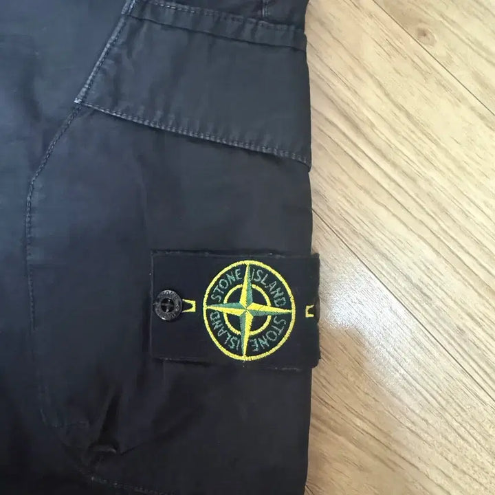 [BUNJANG] Stone Island Half Pants / 스톤아일랜드 하프팬츠