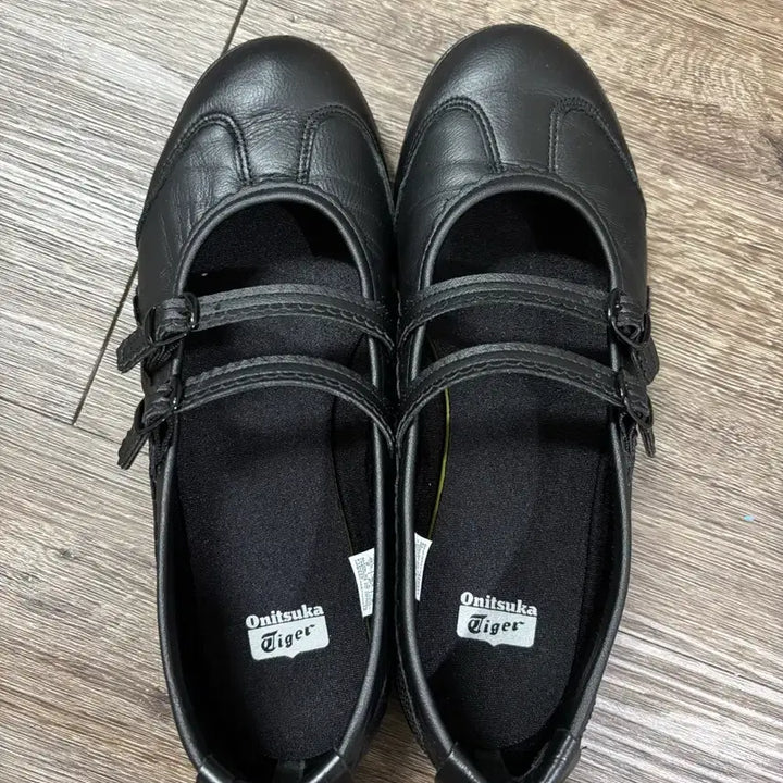 [SOLD OUT] 오니츠카타이거 메리제인 250