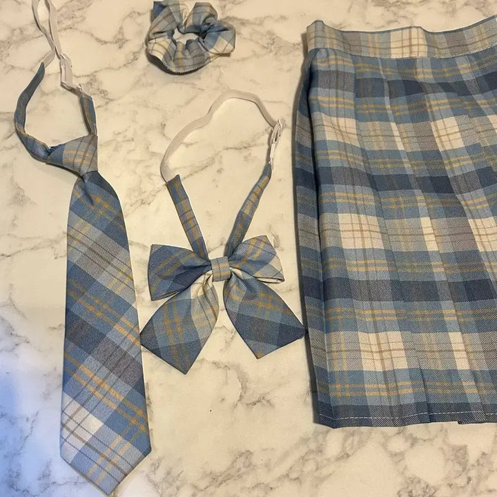 [BUNJANG] Blue Check Pleated Skirt Set with Tie/Hair Ribbon / 블루 체크 플리츠 스커트 + 타이/헤어 끈 세트
