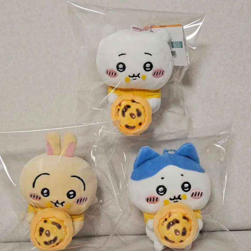 [BUNJANG] Chikawa Tart Usagi Tart Hachiware Tart Keychain / 타르트먼작귀키링 치이카와 타르트우사기 타르트치이카와 타르트하치와레