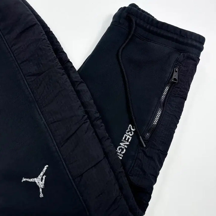 [BUNJANG] Jordan Jumpman Engineered Black Jogger Pants (L) / 조던 점프맨 엔지니어드 블랙 조거팬츠 (L)