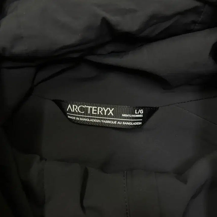 [SOLD OUT] 아크테릭스 아톰 SL 블랙 후디