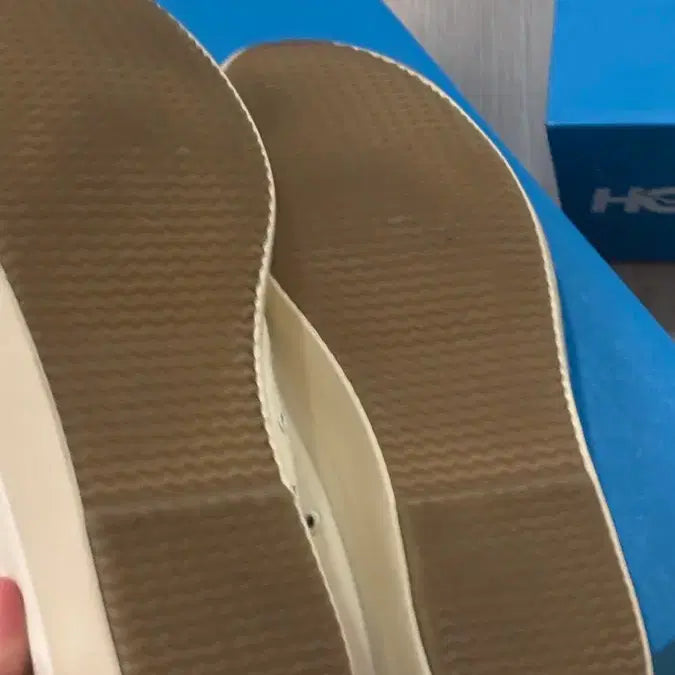 [BUNJANG] Tretorn Sneakers 280 Size / 트레통 신발 280