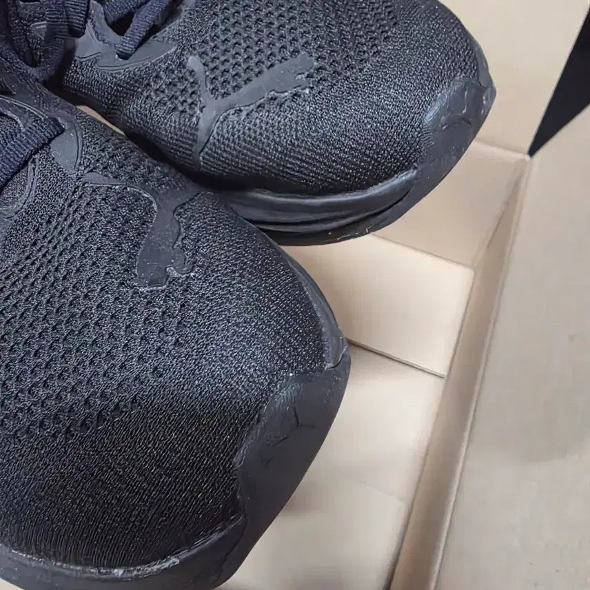 [BUNJANG] Puma Deviate Nitro 3 All Black Running Shoes / 푸마 디비에이트 나이트로 3 올블랙 290 팔아요.