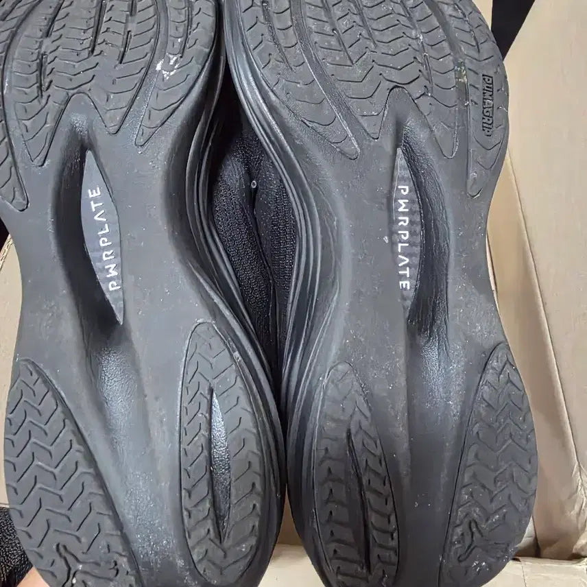 [BUNJANG] Puma Deviate Nitro 3 All Black Running Shoes / 푸마 디비에이트 나이트로 3 올블랙 290 팔아요.