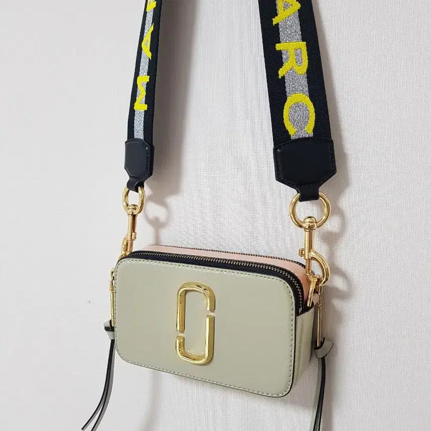 [SOLD OUT] 마크제이콥스 카메라백 ㅡ 정품