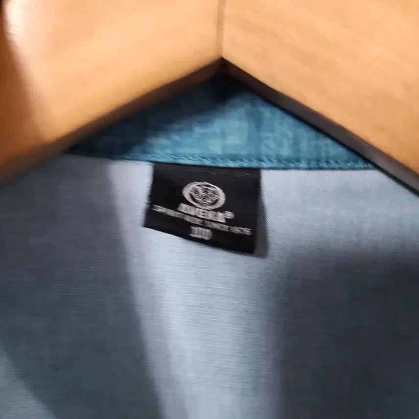[BUNJANG] Aveka Functional Half-Zip Short-Sleeve T-Shirt (Size 100) / 212A [100] Aveka 기능성 반팔 반집업 티셔츠