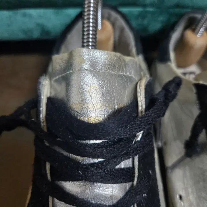 [BUNJANG] Golden Goose Silver Blackstar Sneakers / 골든구스 실버 블랙스타 37사이즈.