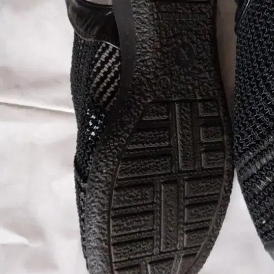 [BUNJANG] GIO Art Black Mesh Sandals / GIO 아트 블랙 메쉬 샌들 슬리퍼