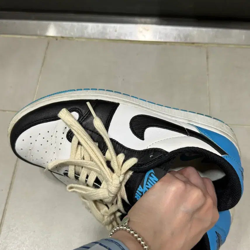[BUNJANG] Air Jordan 1 Retro Low OG Black Dark Powder Blue / 조던1 레트로 로우 OG 블랙 앤 다크 파우더 블루