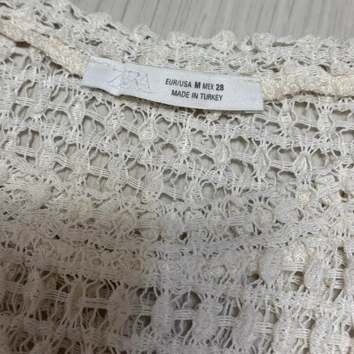 [BUNJANG] ZARA Crochet Long Sleeve Knit Top / 자라 크로셰 긴소매 탑 그물 니트 zara