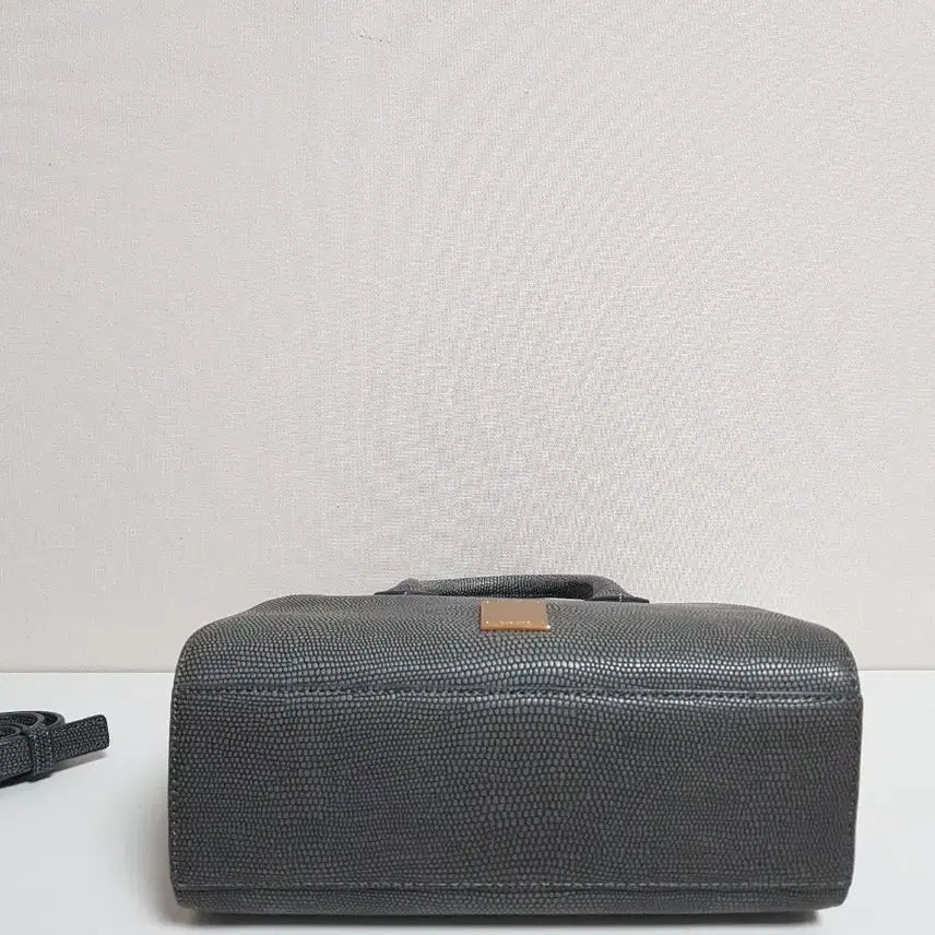 [BUNJANG] Couronne Mini Crossbody &amp; Tote Bag / 쿠론 미니 크로스 겸 토드백 ㅡ 정품