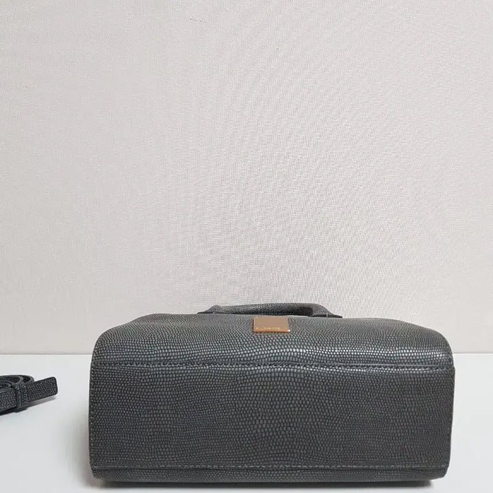 [BUNJANG] Couronne Mini Crossbody &amp; Tote Bag / 쿠론 미니 크로스 겸 토드백 ㅡ 정품