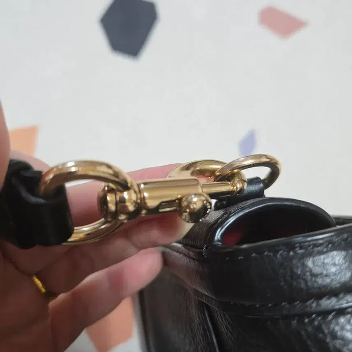 [BUNJANG] Coach Horse and Carriage Saddle Bag Black / 코치 홀스 앤 캐리지 새들백 블랙
