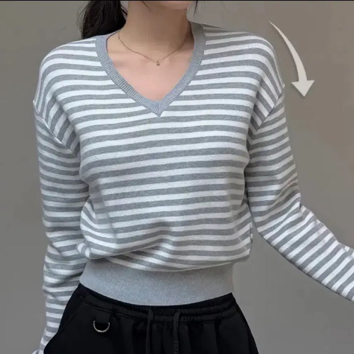 [BUNJANG] V-Neck Striped Knit Long Sleeve T-Shirt / V넥 스트라이프 니트 긴팔티 새상품