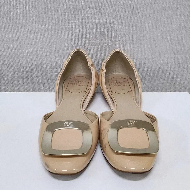 [BUNJANG] Roger Vivier Chips Ballet Flats Shoes / 로저비비에 발레리나 칩스 플랫 슈즈 36.5 ( 235 )