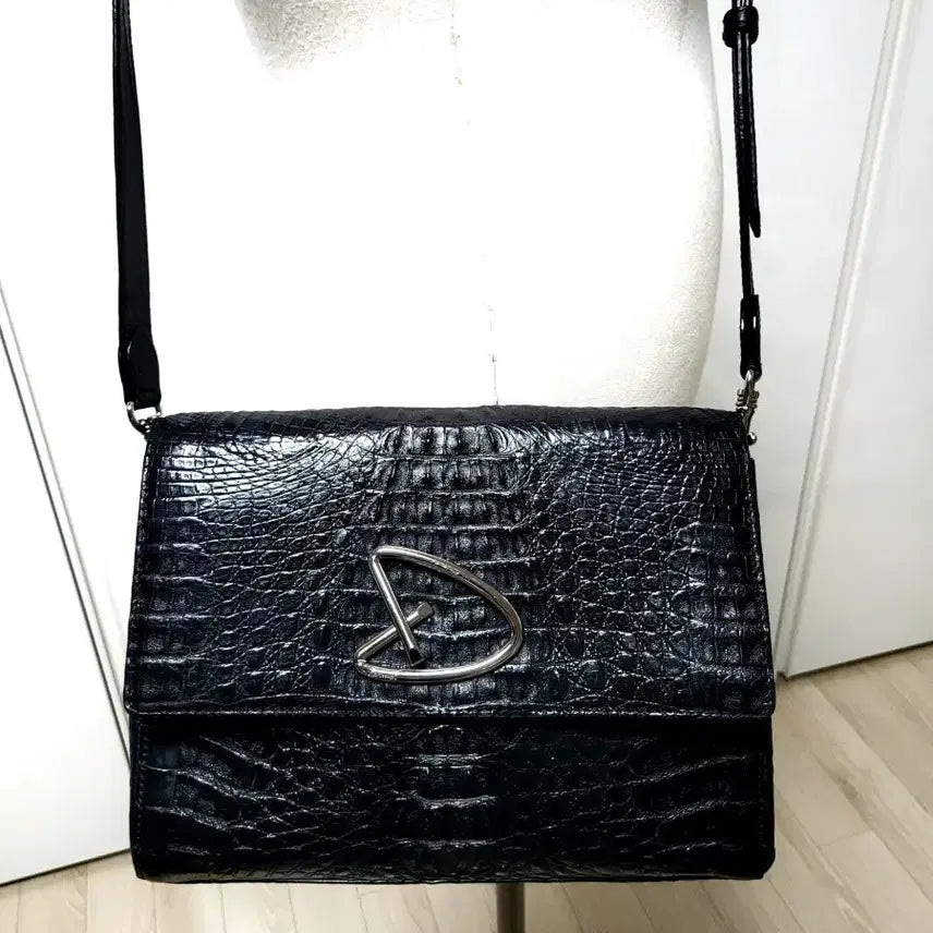 [BUNJANG] Jalmoi Liebe Crocodile Pattern Shoulder Bag / 정품)잘모이 리에베 악어백(상태굿)