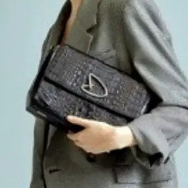 [BUNJANG] Jalmoi Liebe Crocodile Pattern Shoulder Bag / 정품)잘모이 리에베 악어백(상태굿)