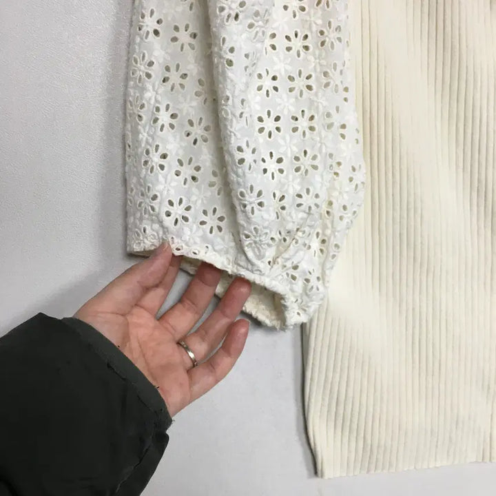 [BUNJANG] Form the Store Lace Puff Cardigan (Size 55) / 22 폼더스토어 레이스 퍼프 가디건 55