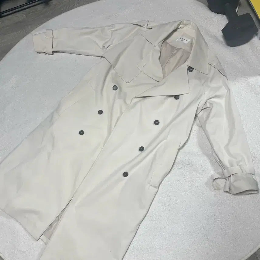 [BUNJANG] Ivory Trench Coat / 아이보리 트렌치 코트