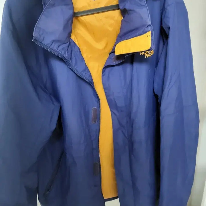 [BUNJANG] The North Face Blue Windbreaker Jacket / 노스페이스 블루 바람막이