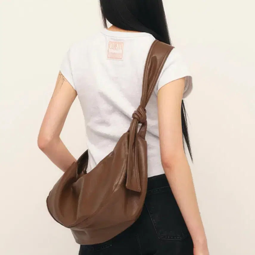[BUNJANG] Curetty C Loose Faux Leather Bag / Curetty 큐리티 c loose faux leather bag