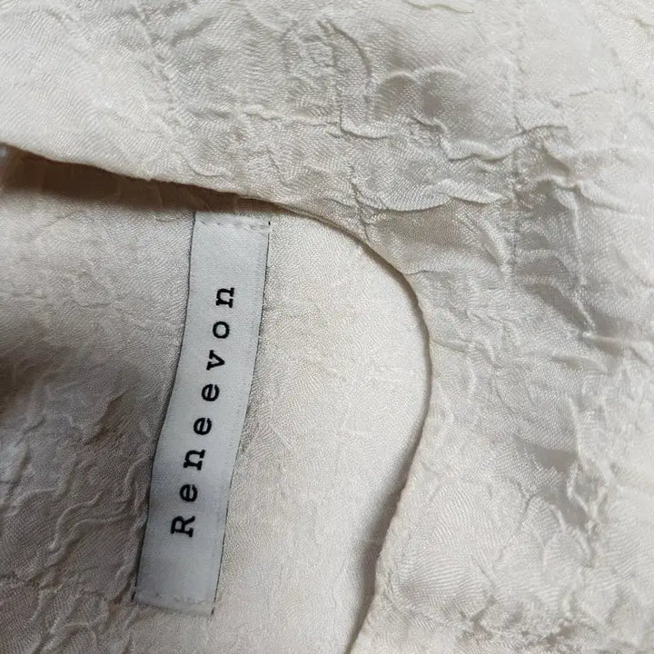 [SOLD OUT] 레니본2022소매벌룬 블라우스 55반~66반