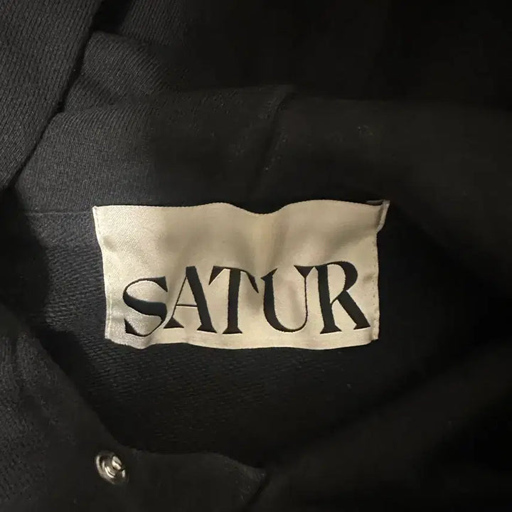 [BUNJANG] Setter Applique Hoodie / 세터 아플리케 후드