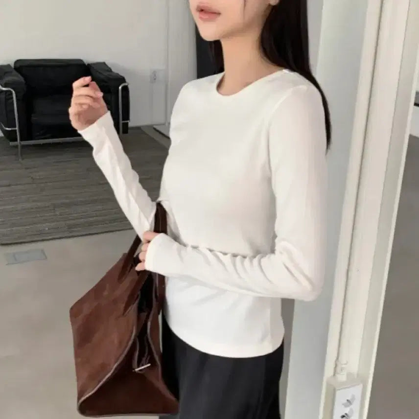 [BUNJANG] Basic White Long Sleeve T-shirt / 화이트 기본 긴팔 티셔츠