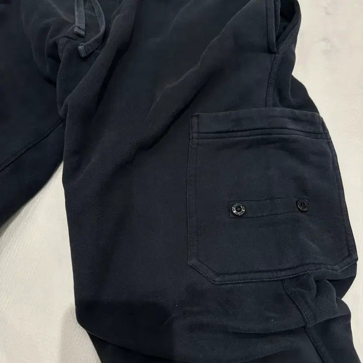 [SOLD OUT] [XL] 스톤아일랜드 카고 조거 팬츠 (네이비)