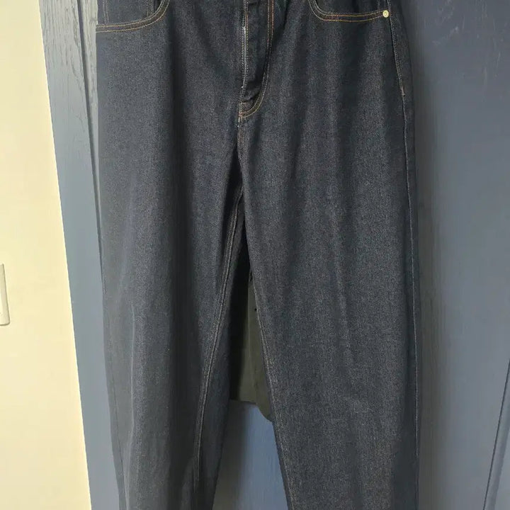 [SOLD OUT] 무신사 스탠다드 커브드 데님 팬츠 인디고 33