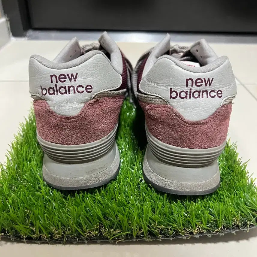 [BUNJANG] New Balance 574 Burgundy Sneakers / [280] 뉴발란스 574 버건디
