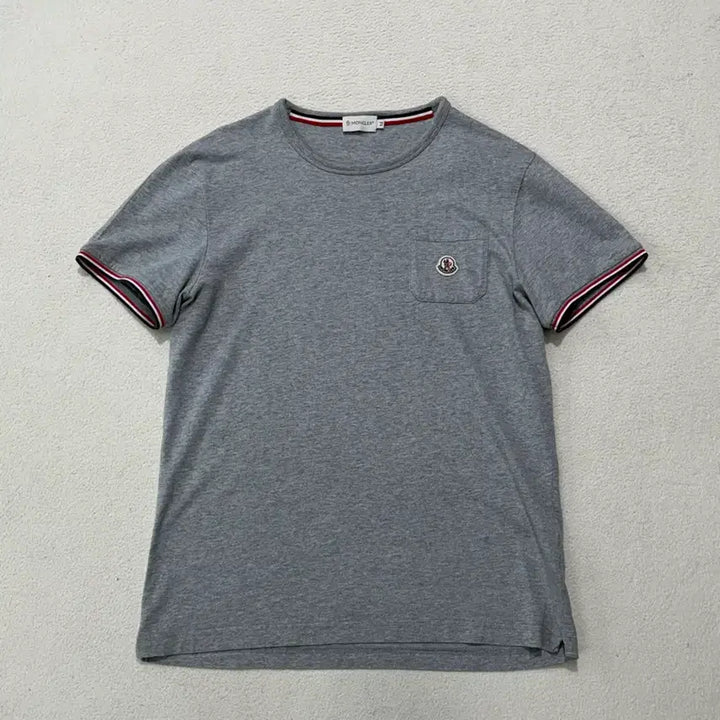 [BUNJANG] Moncler Three-Stripe Pocket T-Shirt Grey M / 몽클레어 삼선 포켓 티셔츠 그레이 M