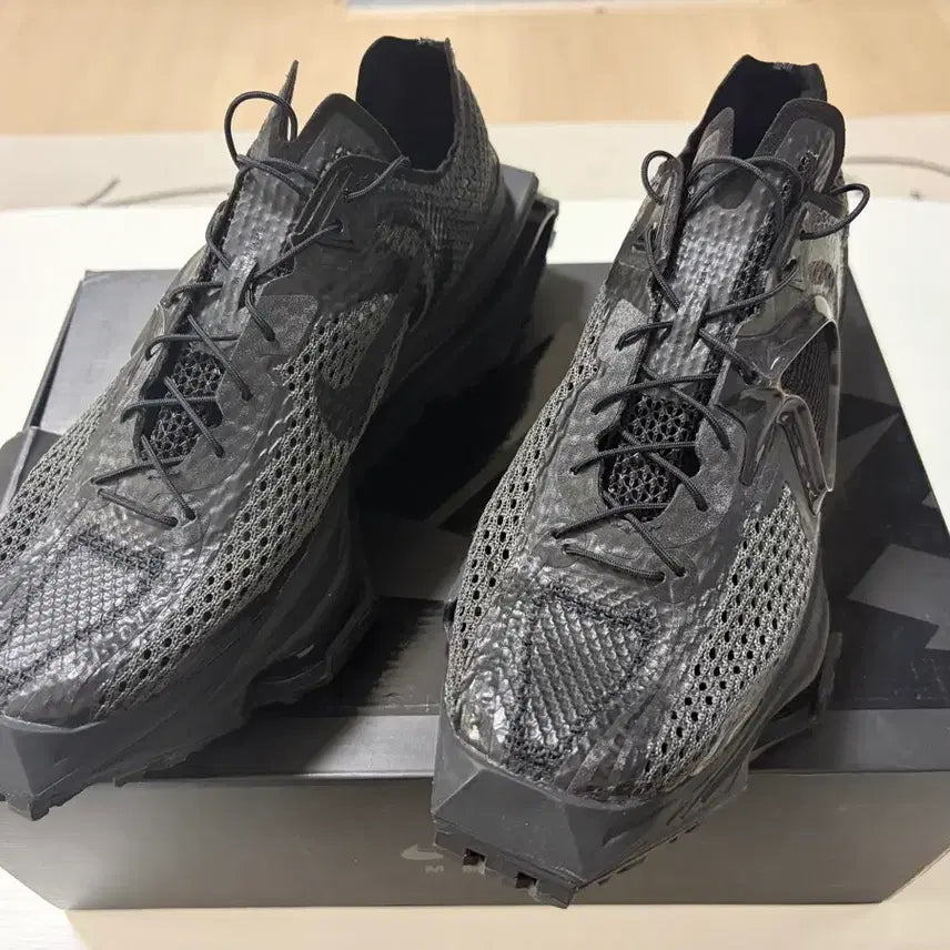 [BUNJANG] Nike MMW4 Black Sneakers / 나이키 MMW4 블랙 260
