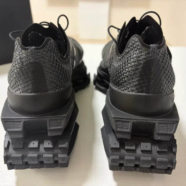 [BUNJANG] Nike MMW4 Black Sneakers / 나이키 MMW4 블랙 260