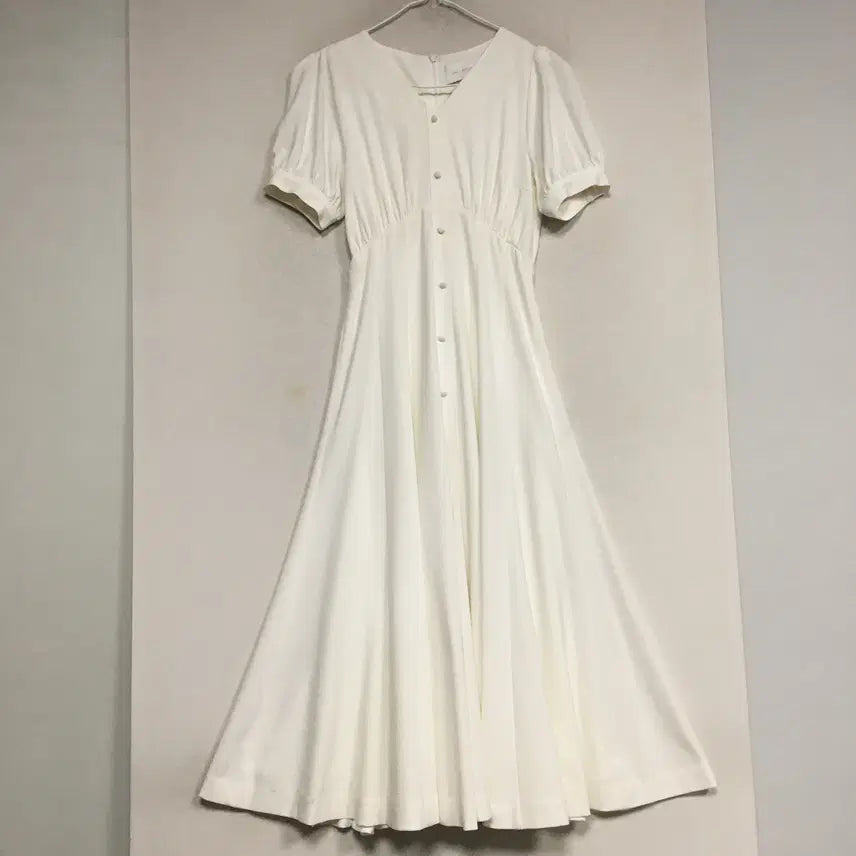[BUNJANG] Bride and You White V-Neck Puff Sleeve Dress / BAU 브라이드앤유 드레스 원피스 0