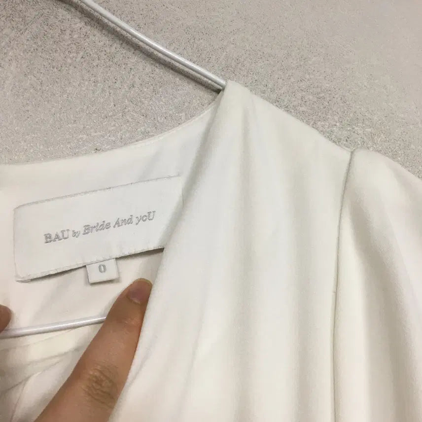 [BUNJANG] Bride and You White V-Neck Puff Sleeve Dress / BAU 브라이드앤유 드레스 원피스 0