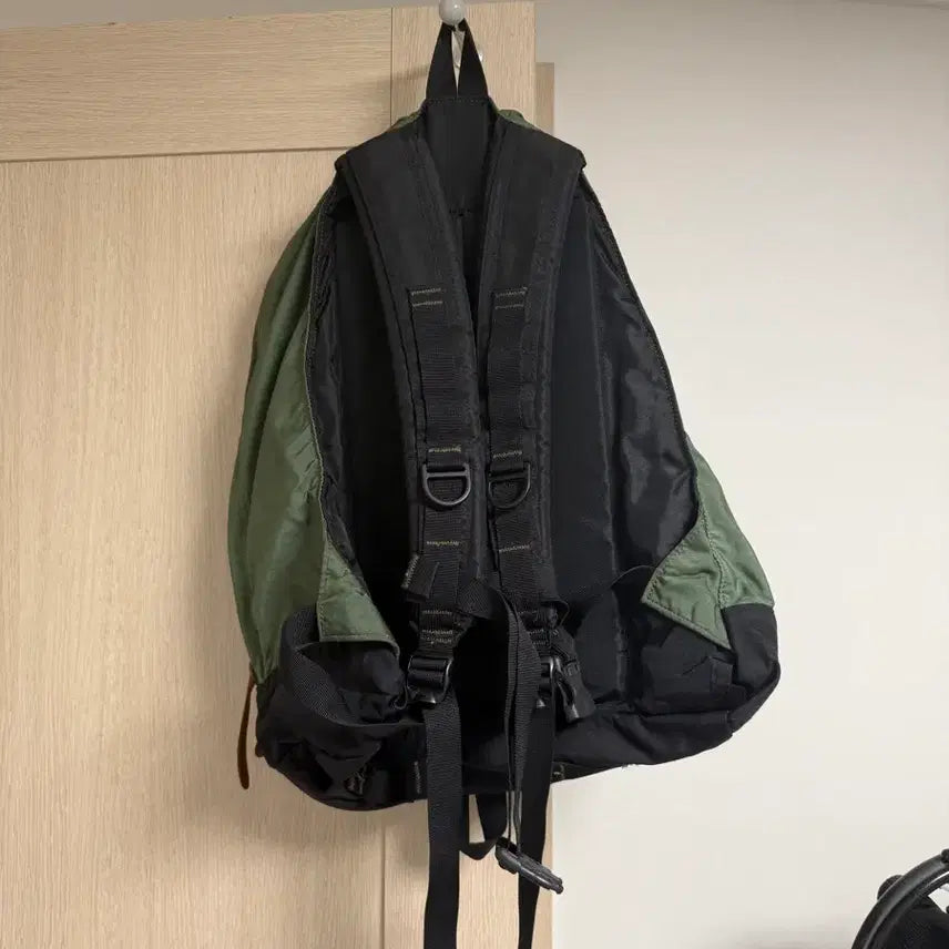 [BUNJANG] Gregory Day Pack Green Backpack / 그레고리 데이팩 구로고 그린