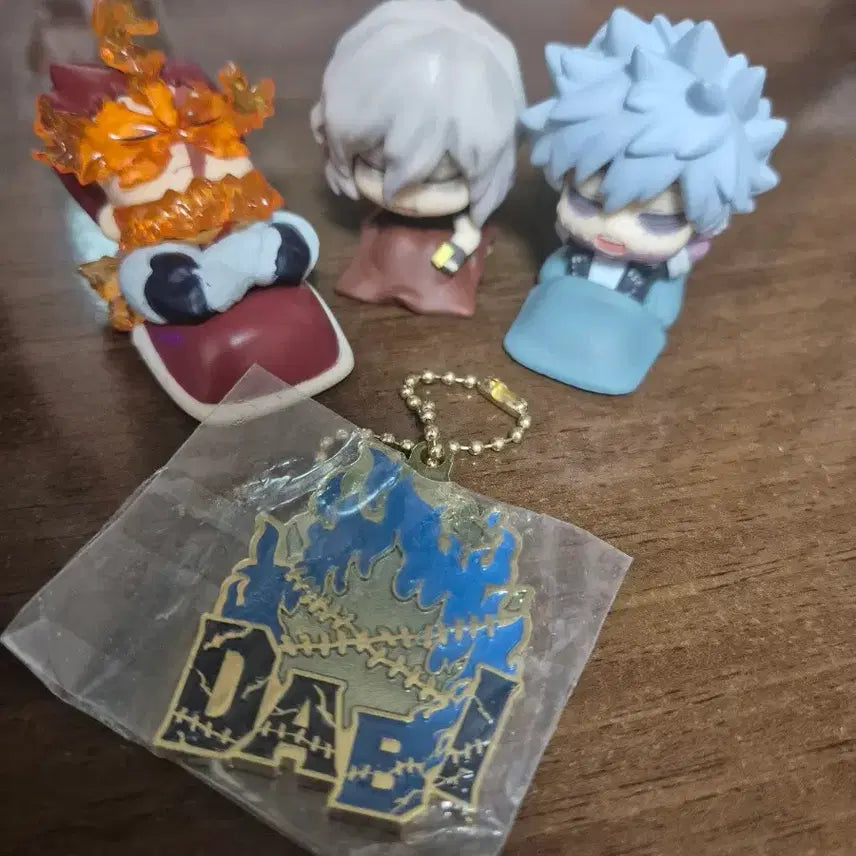 [BUNJANG] My Hero Academia Dabi &amp; Shigaraki &amp; Endeavor Goods Set / 히로아카 다비 시가라키 굿즈 세트