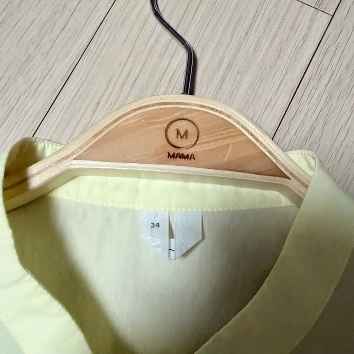 [BUNJANG] Arket Tencel Short Sleeve Shirred Blouse / 아르켓 텐셀 반팔 셔링 블라우스 옐로우 연노랑여름셔츠 차이나카라라운드넥