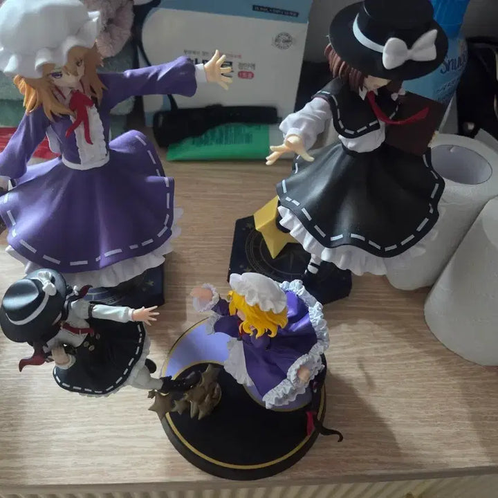[BUNJANG] Touhou Project Kirisame Marisa &amp; Kochiya Sanae Figure Bundle Set / 찐급전)동방프로젝트 비봉 클럽 피규어 일괄 판매