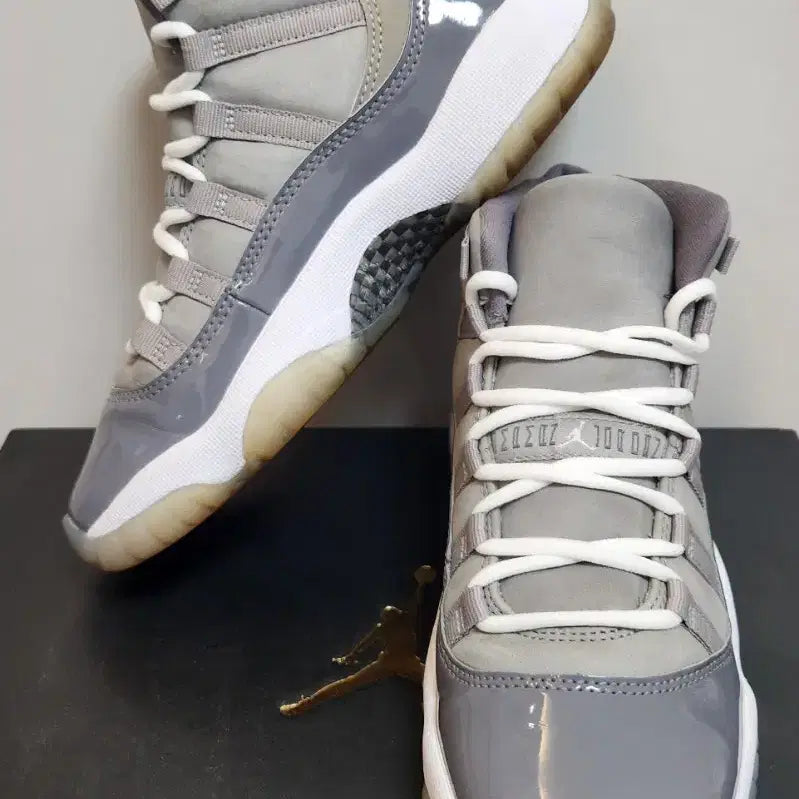 [BUNJANG] Nike Air Jordan 11 Retro Cool Grey Sneakers / 나이키 에어조던11 레트로 쿨그레이 230mm