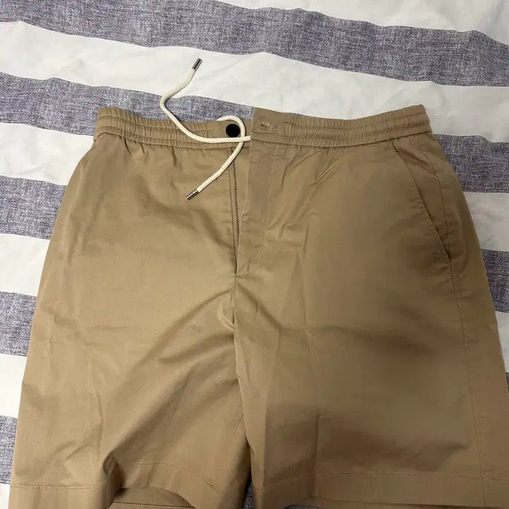[SOLD OUT] 22ss 솔리드옴므 베이지 쇼츠(50)