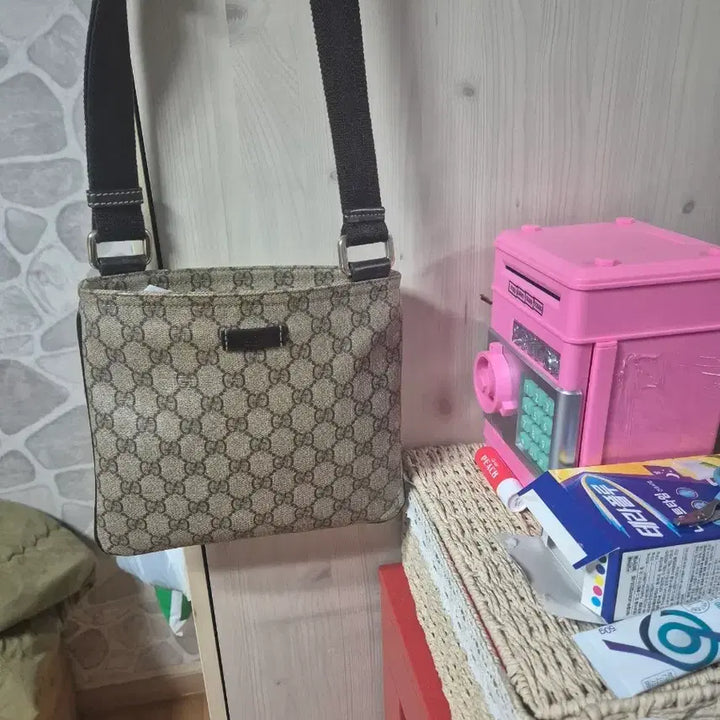[BUNJANG] Gucci Mini Crossbody Bag / 구찌 크로스백 상태 최상