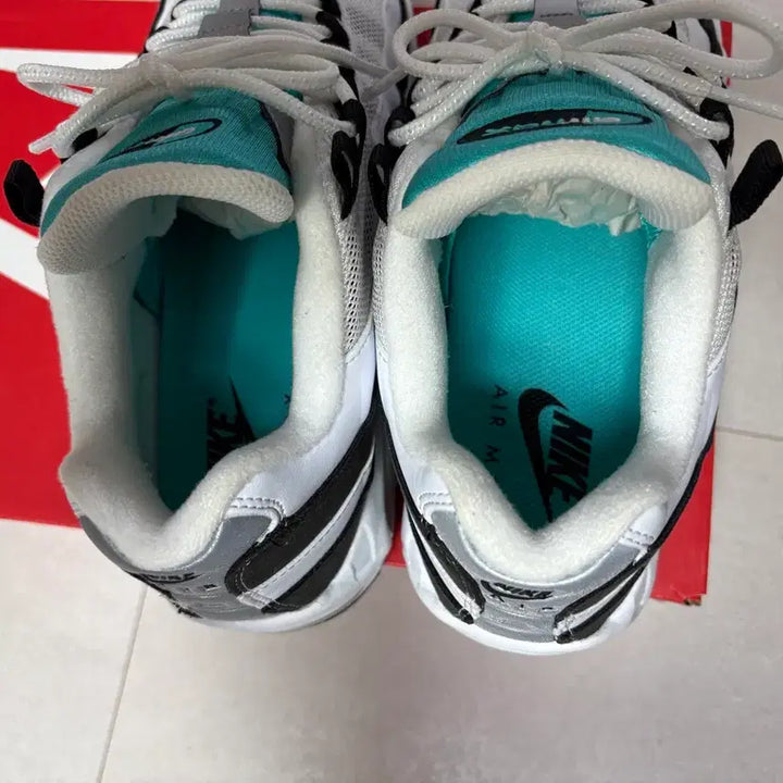 [BUNJANG] Nike Air Max 95 Emerald Sneakers / [270] 나이키 맥스95 에메랄드