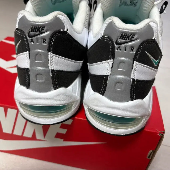 [BUNJANG] Nike Air Max 95 Emerald Sneakers / [270] 나이키 맥스95 에메랄드